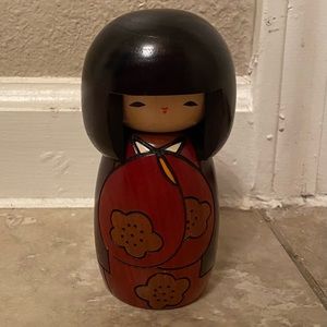 VINTAGE WOODY CRAFT KOKESHI HAND PAINTED DOLL